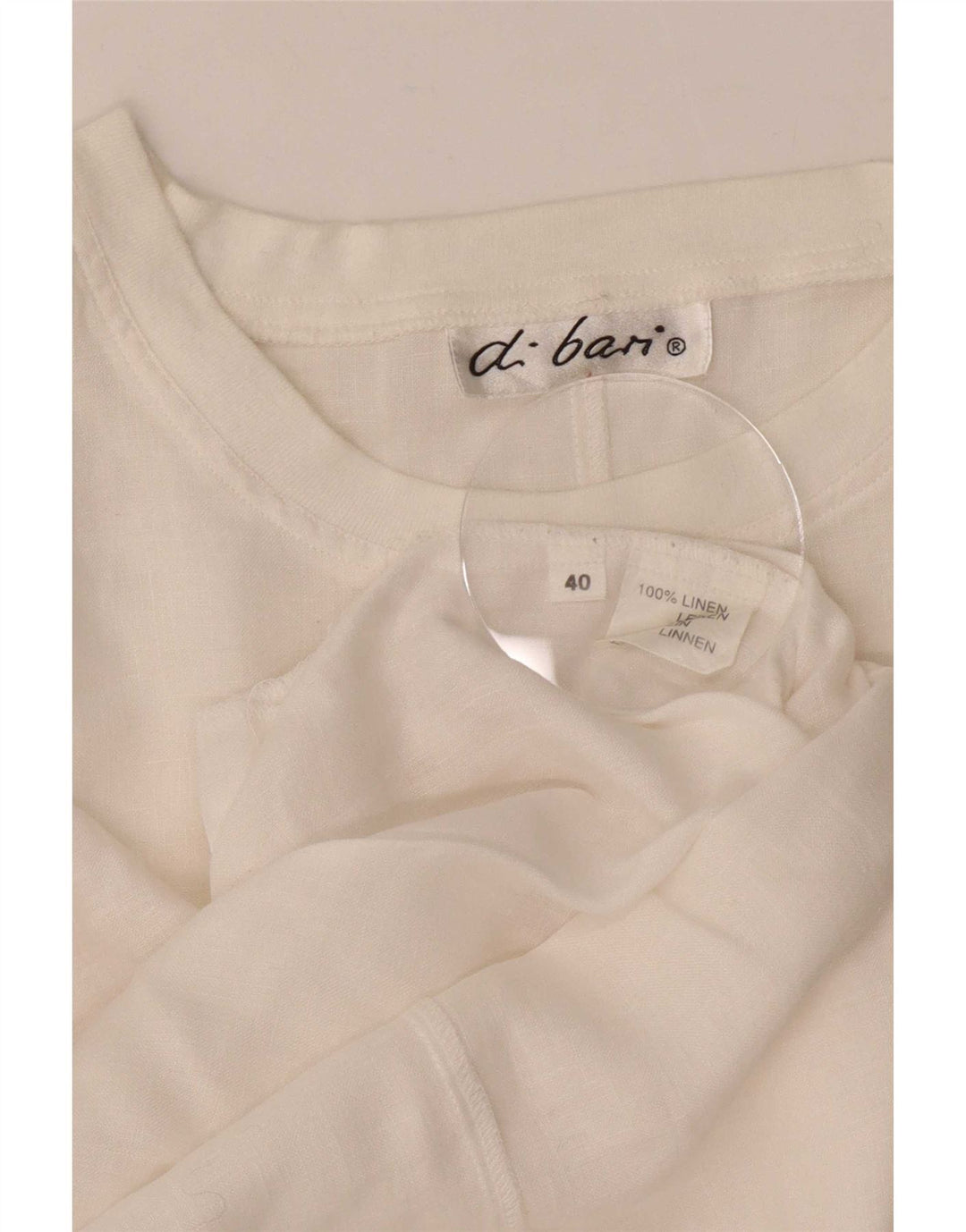 Camiseta feminina Di Bari com estampa grande grande UE 40 linho branco médio