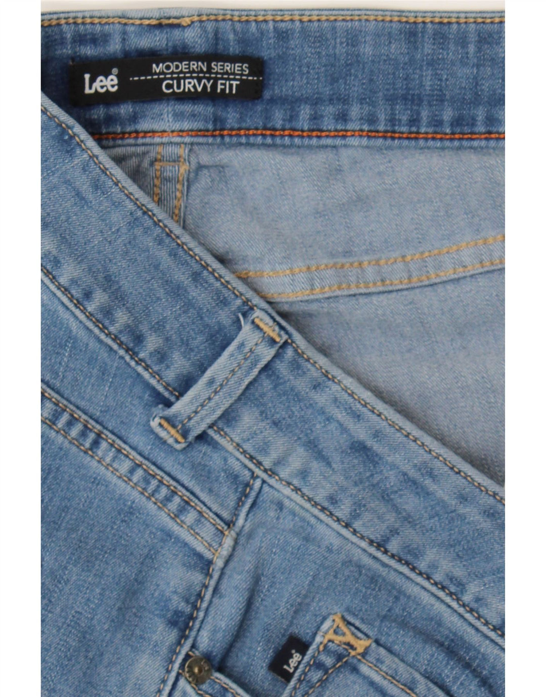 LEE Womens Curvy Fit Bermuda Denim Shorts US 16 2XL W36 Blue Cotton Vintage Lee and Second-Hand Lee from Messina Hembry 