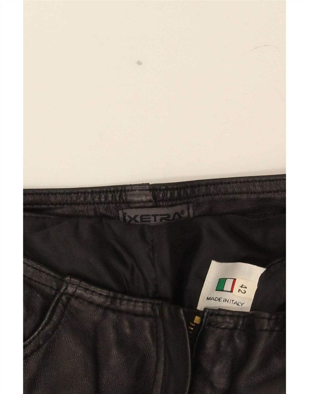Calça feminina de couro bootcut XETRA IT 42 médio W28 L32 preta