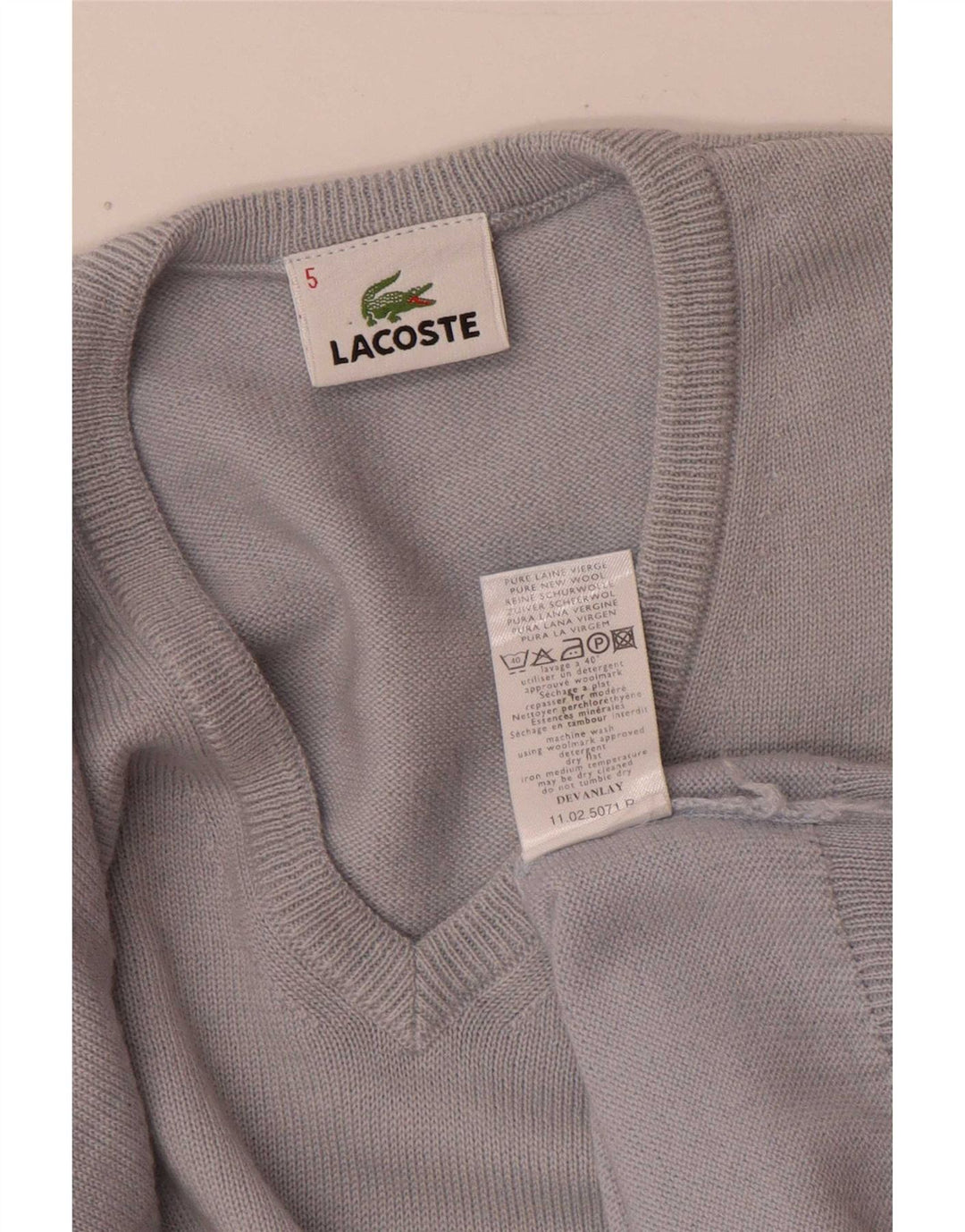 Suéter masculino Lacoste com decote em V tamanho 5 grande lã virgem azul