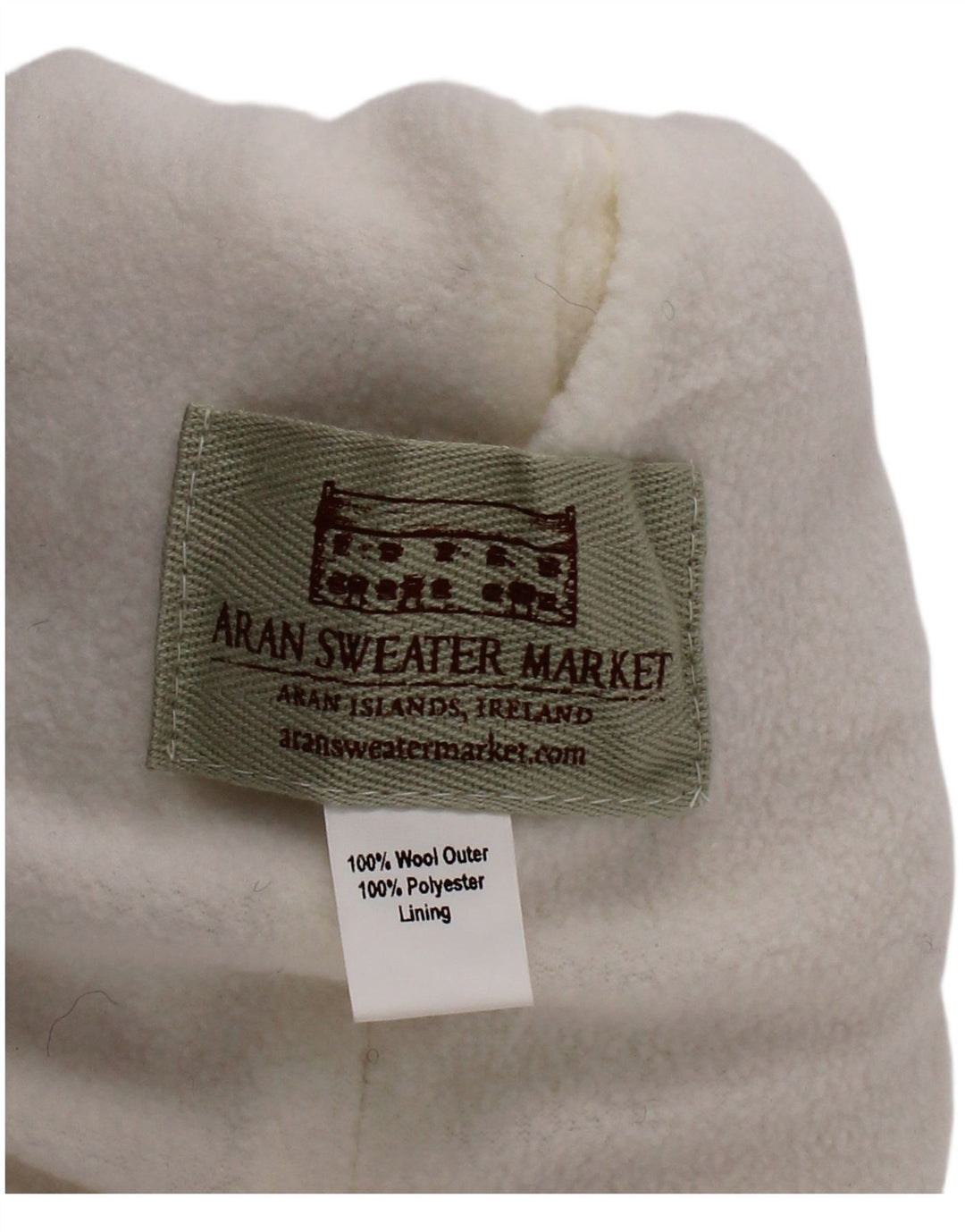 Chapéu bobble feminino de malha Aran Sweater Market grande de lã branca