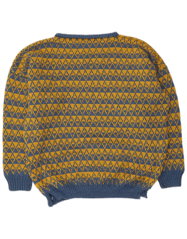 Suéter vintage masculino com gola canoa grande azul geométrico
