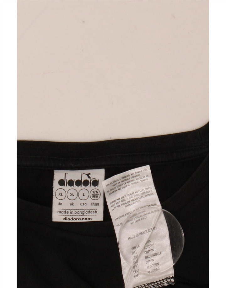 Camiseta gráfica masculina Diadora Top XL algodão preto