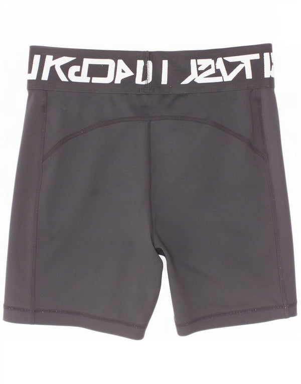Shorts esportivos gráficos Nike Girls Dri Fit 13-14 anos XL preto poliéster