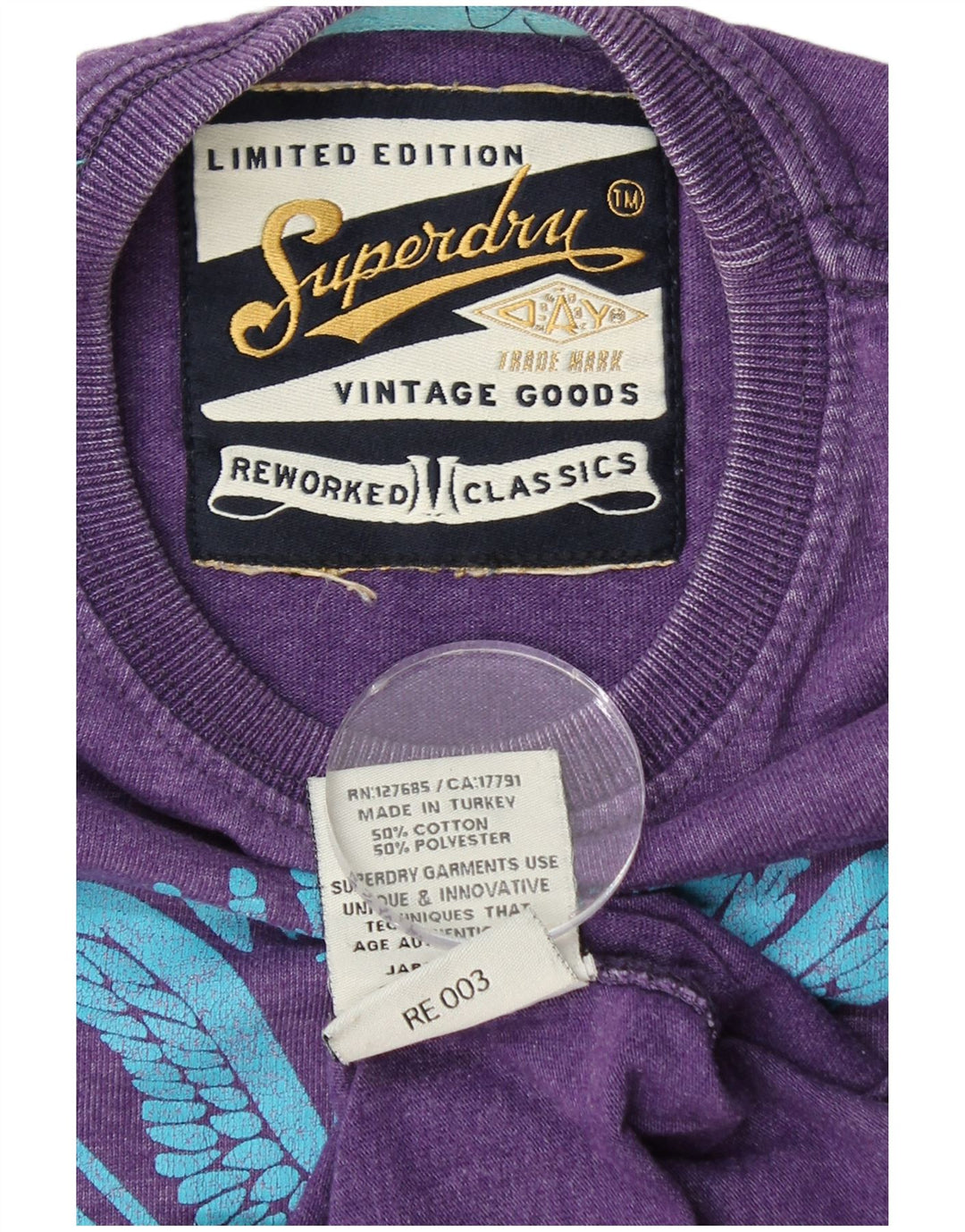 Camiseta feminina SUPERDRY com estampa gráfica UK 12 algodão roxo médio