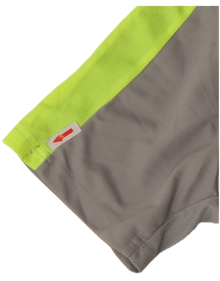 Camiseta Nike Masculina Dri Fit Slim Fit Top Grande Cinza Colourblock Poliéster