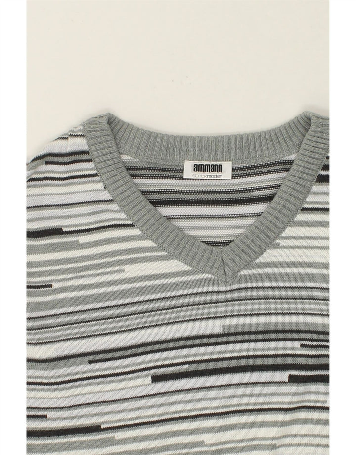 VINTAGE Mens V-Neck Jumper Sweater IT 56 2XL Grey Striped Cotton Vintage Vintage and Second-Hand Vintage from Messina Hembry 