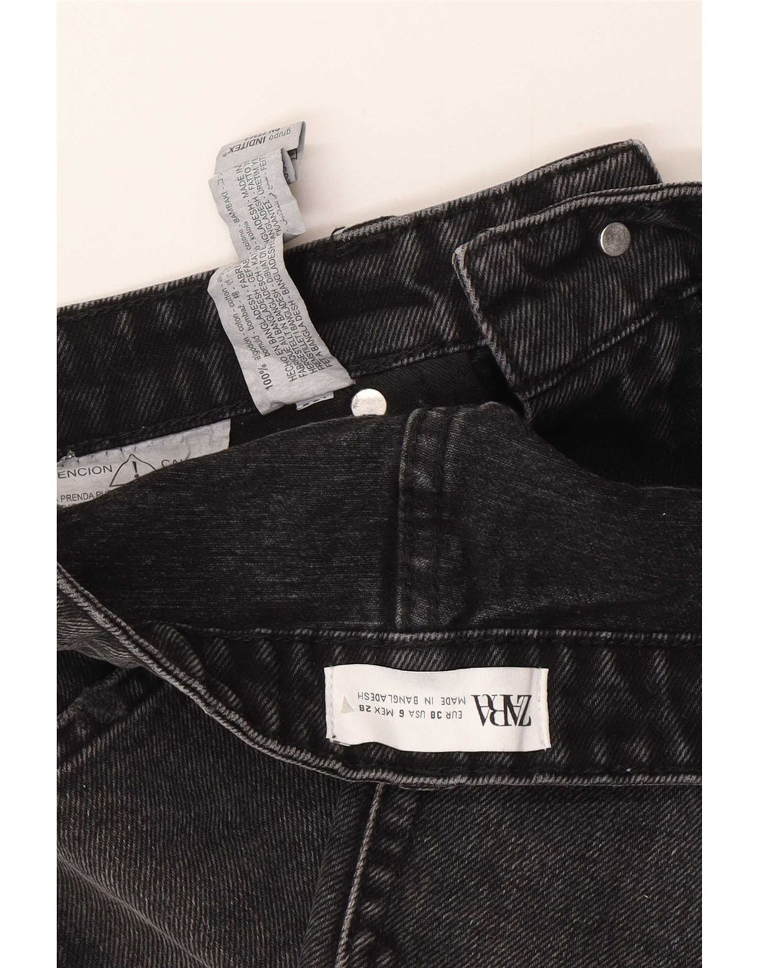 Zara Shorts jeans feminino desgastado UE 38 pequeno W28 algodão preto