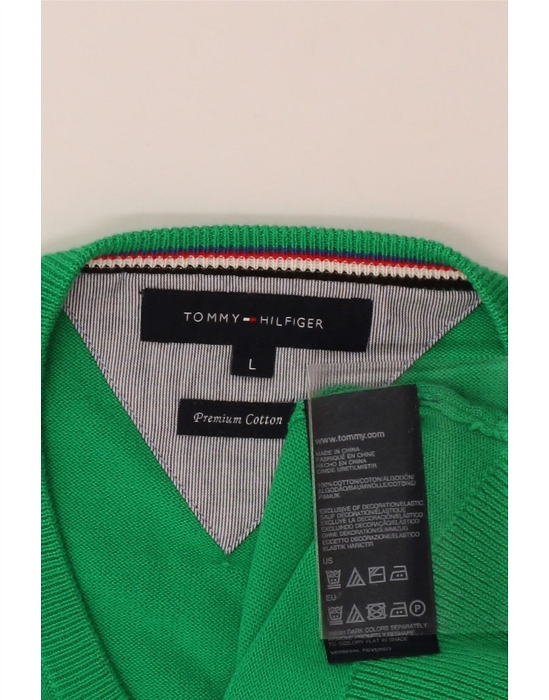 TOMMY HILFIGER Mens V-Neck Jumper Sweater Large Green Cotton Vintage Tommy Hilfiger and Second-Hand Tommy Hilfiger from Messina Hembry 