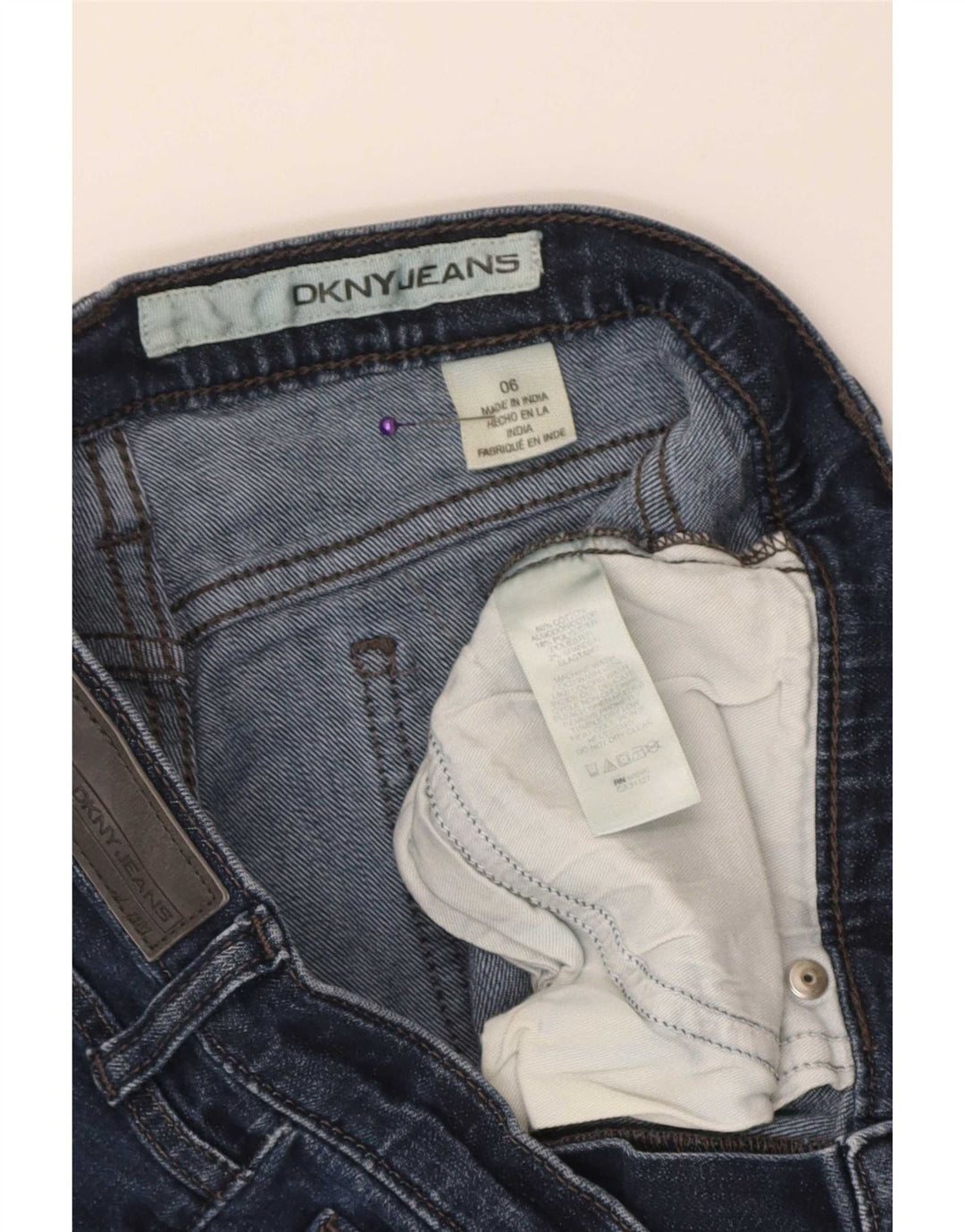 Bermuda jeans feminina Dkny EUA 6 médio W30 algodão azul