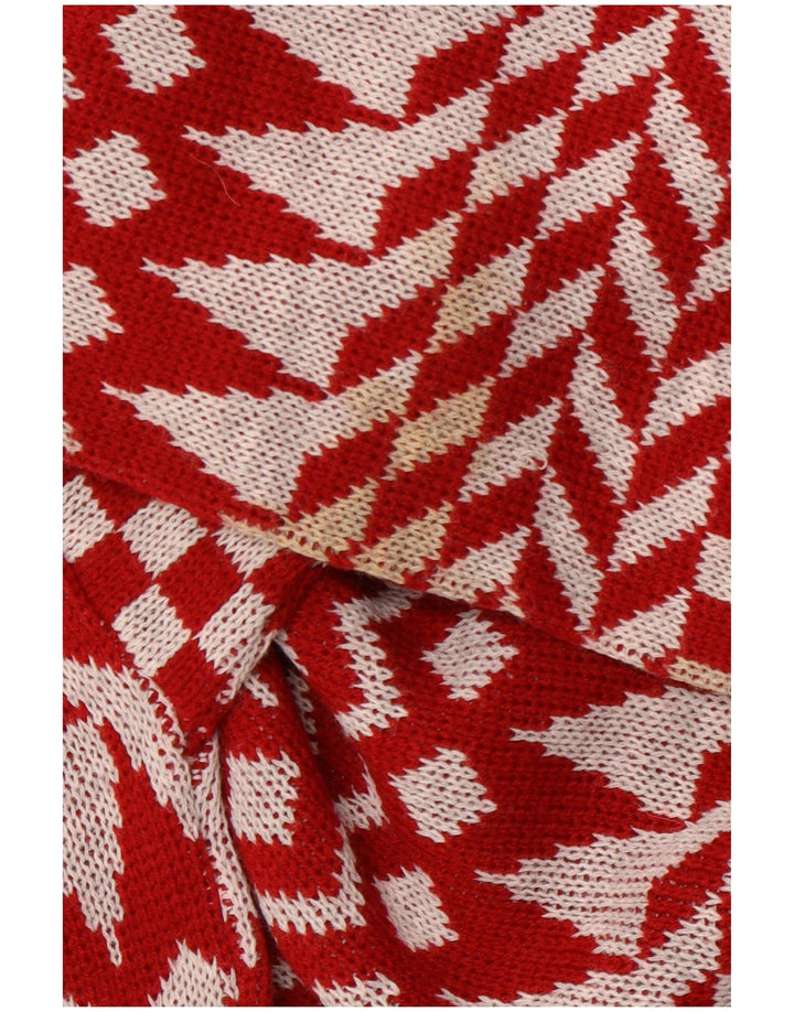 Suéter masculino C&A com gola redonda e acrílico geométrico vermelho grande