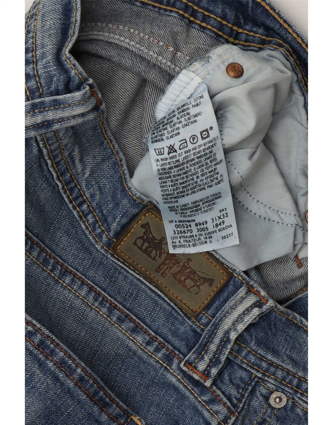 Calça jeans feminina Bootcut Levi's W31 L32 azul algodão