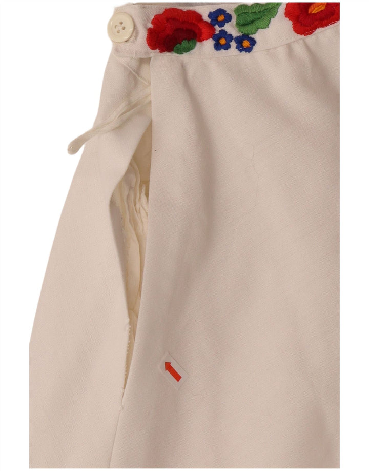 Saia evasê feminina VINTAGE W22 2XS floral branco