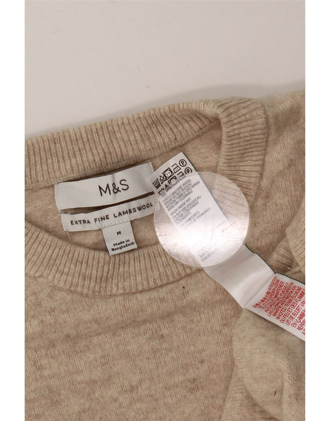 Suéter masculino Marks & Spencer com gola redonda, lã de cordeiro bege médio
