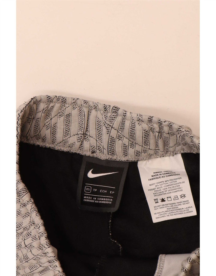 Shorts esportivos femininos Nike UK 6 XS poliéster geométrico cinza