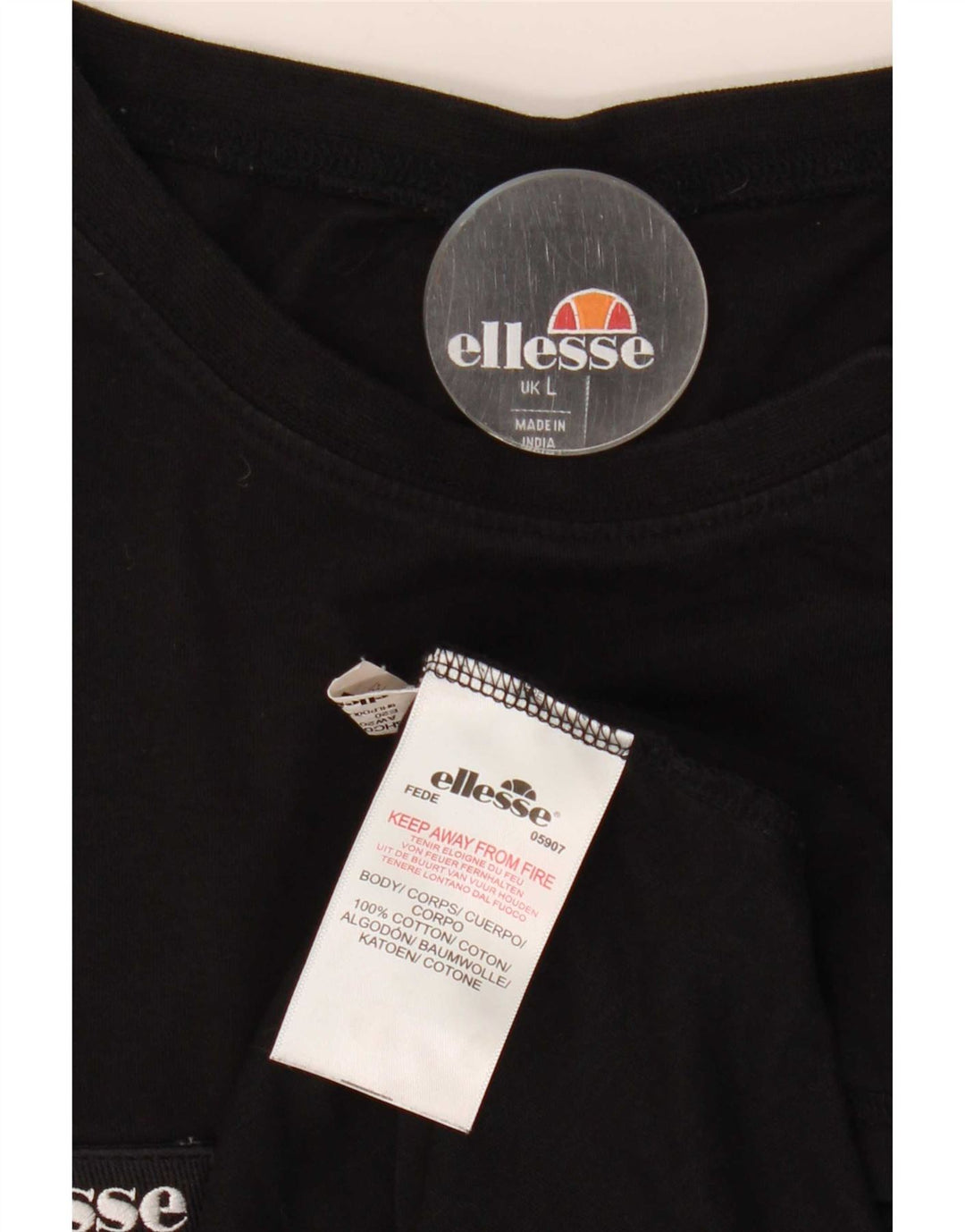 Camiseta Ellesse masculina gráfica grande preta