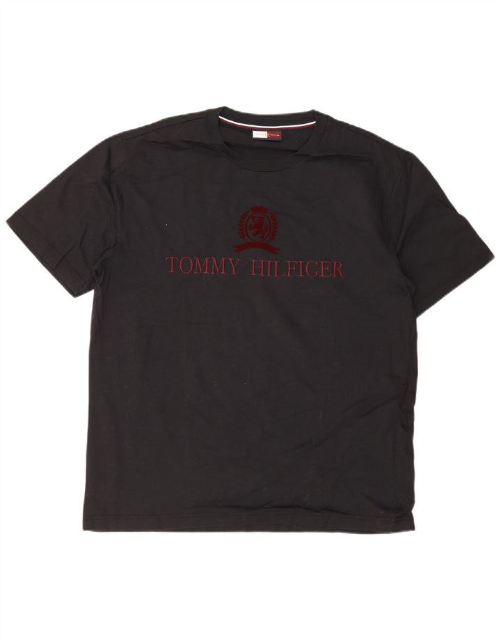 Camiseta masculina Tommy Hilfiger com estampa gráfica grande de algodão preto