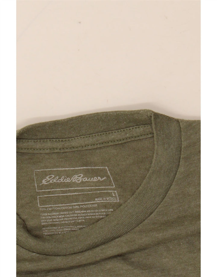 Camiseta masculina EDDIE BAUER com estampa gráfica grande de algodão cáqui