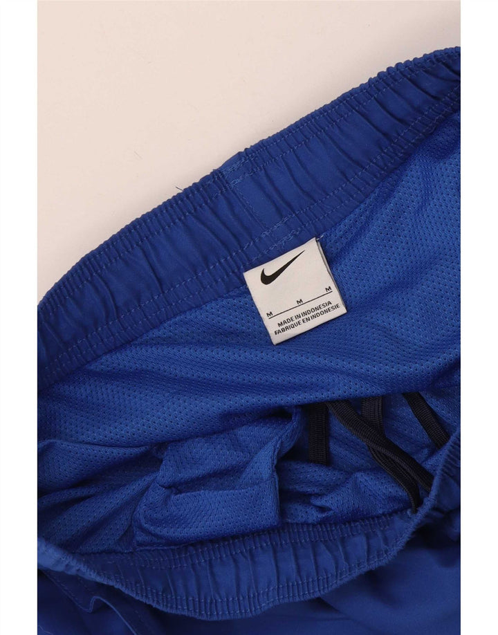 Shorts esportivos masculinos Nike médio azul
