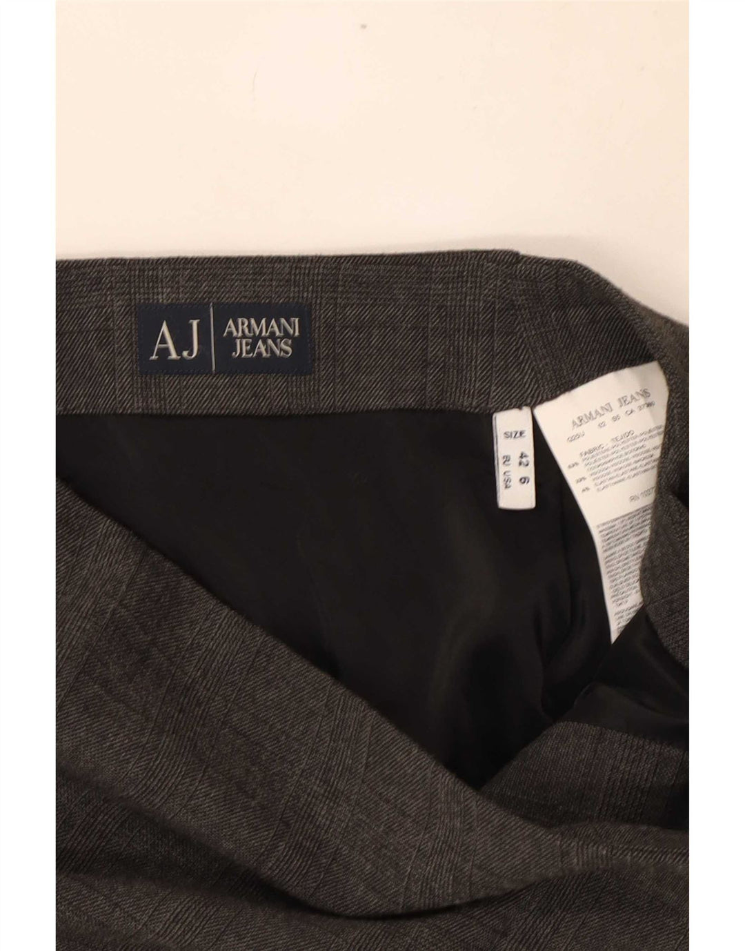 Saia feminina Armani US 6 médio W28 poliéster xadrez cinza
