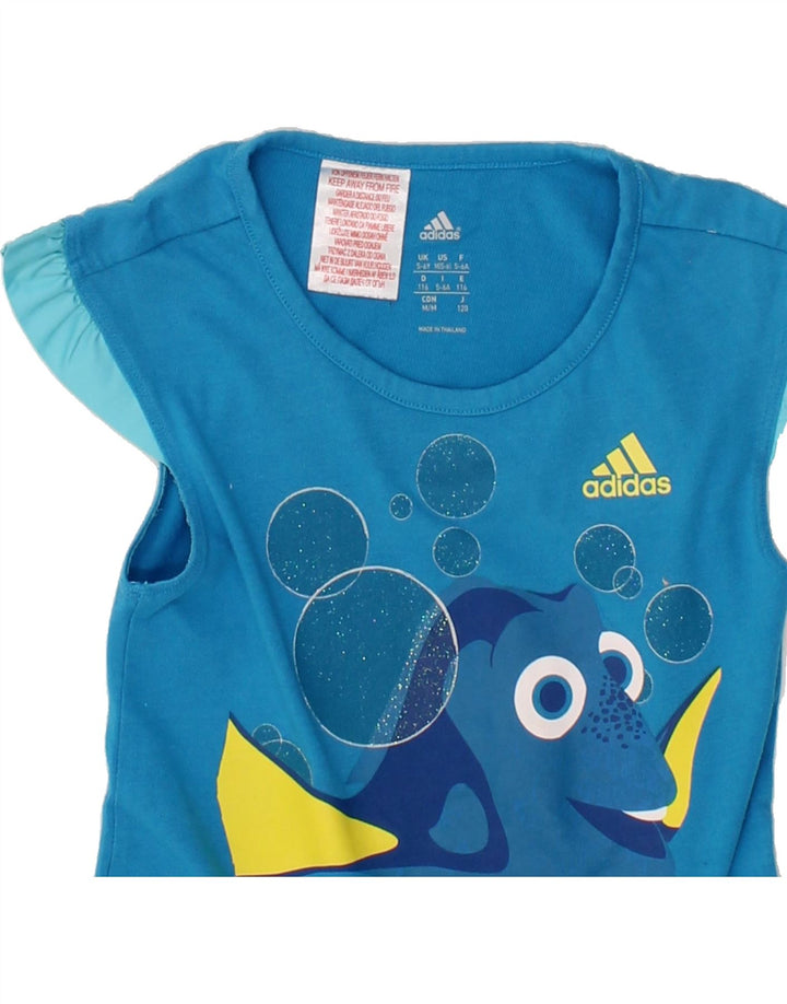 ADIDAS Girls Graphic T-Shirt Top 5-6 Years Blue Vintage Adidas and Second-Hand Adidas from Messina Hembry 