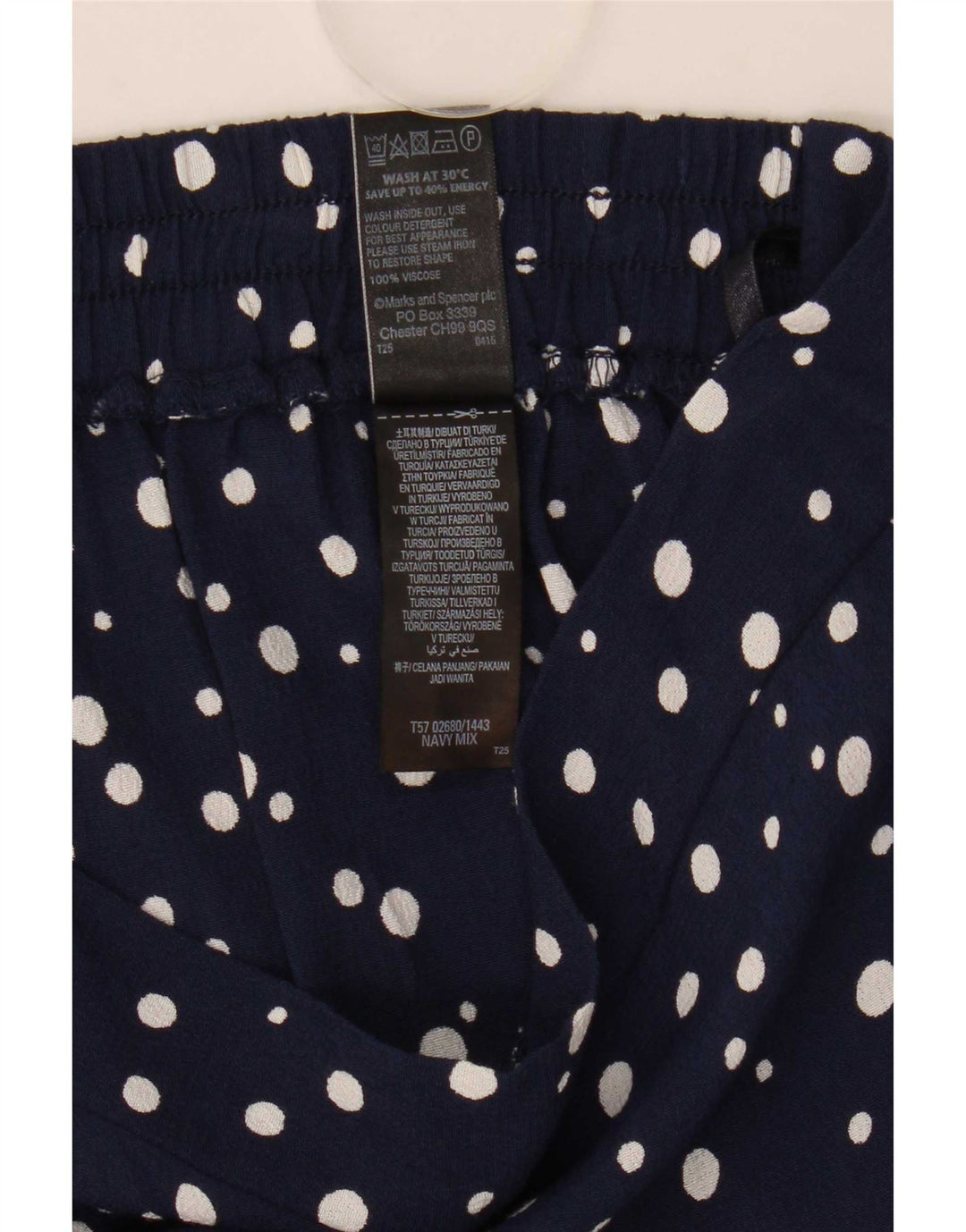 Bermuda feminina Marks & Spencer UK 12 médio W32 azul marinho manchado