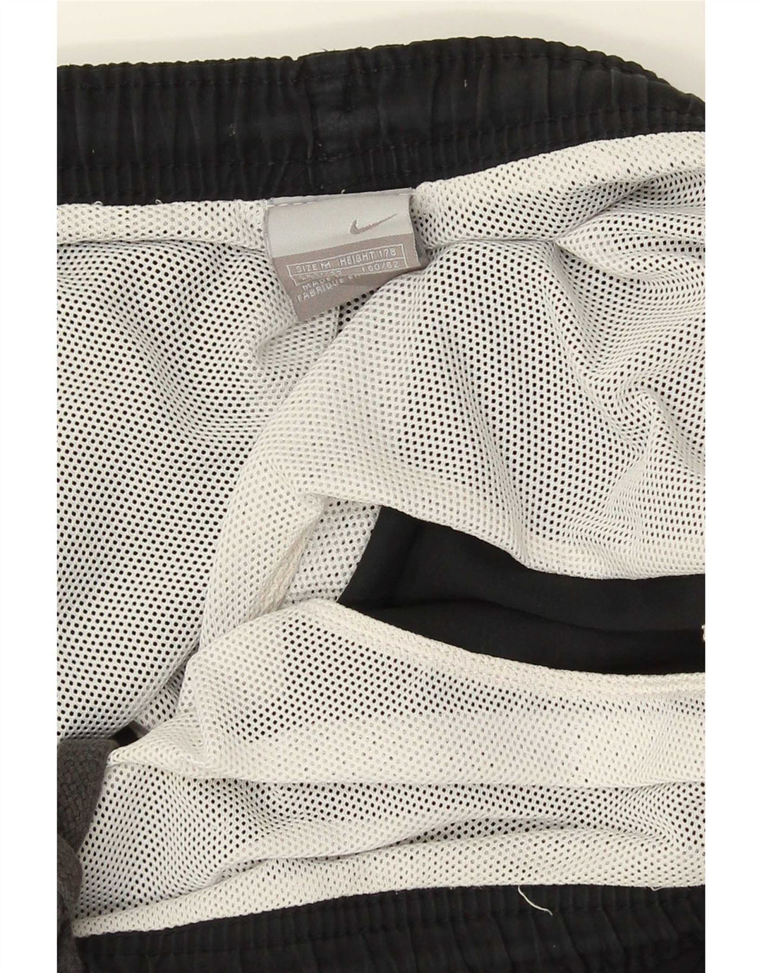 Shorts esportivos masculinos Nike médio preto