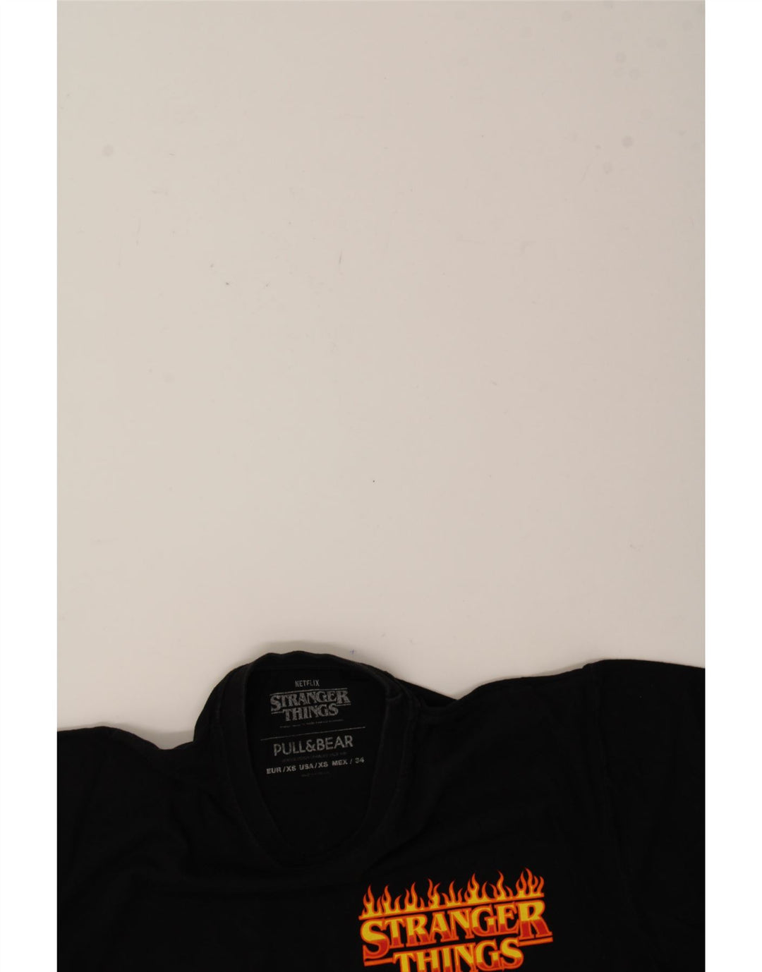 PULL & BEAR Mens Stranger Things Graphic T-Shirt Top XS Black Cotton Vintage Pull & Bear and Second-Hand Pull & Bear from Messina Hembry 