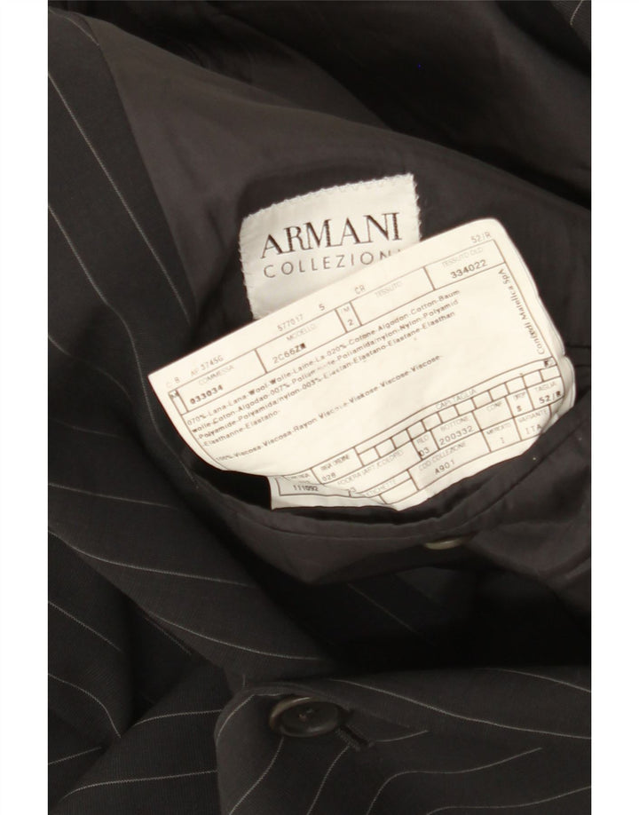 Jaqueta Blazer Masculina Armani Collezioni com 3 Botões IT 52 Riscas Pretas Grandes