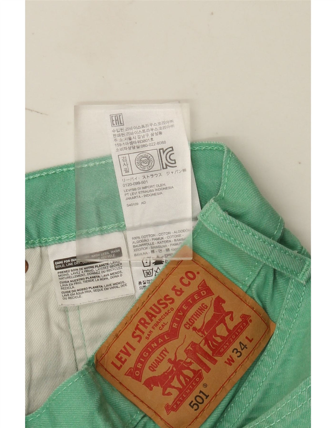 Shorts jeans feminino 501 da Levi's W34 grande algodão verde
