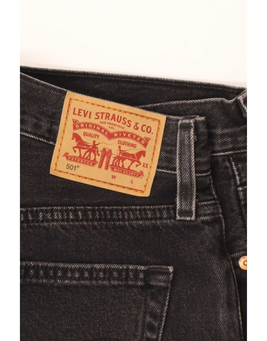 Shorts jeans feminino Levi's 501 de cintura alta W28 cinza médio