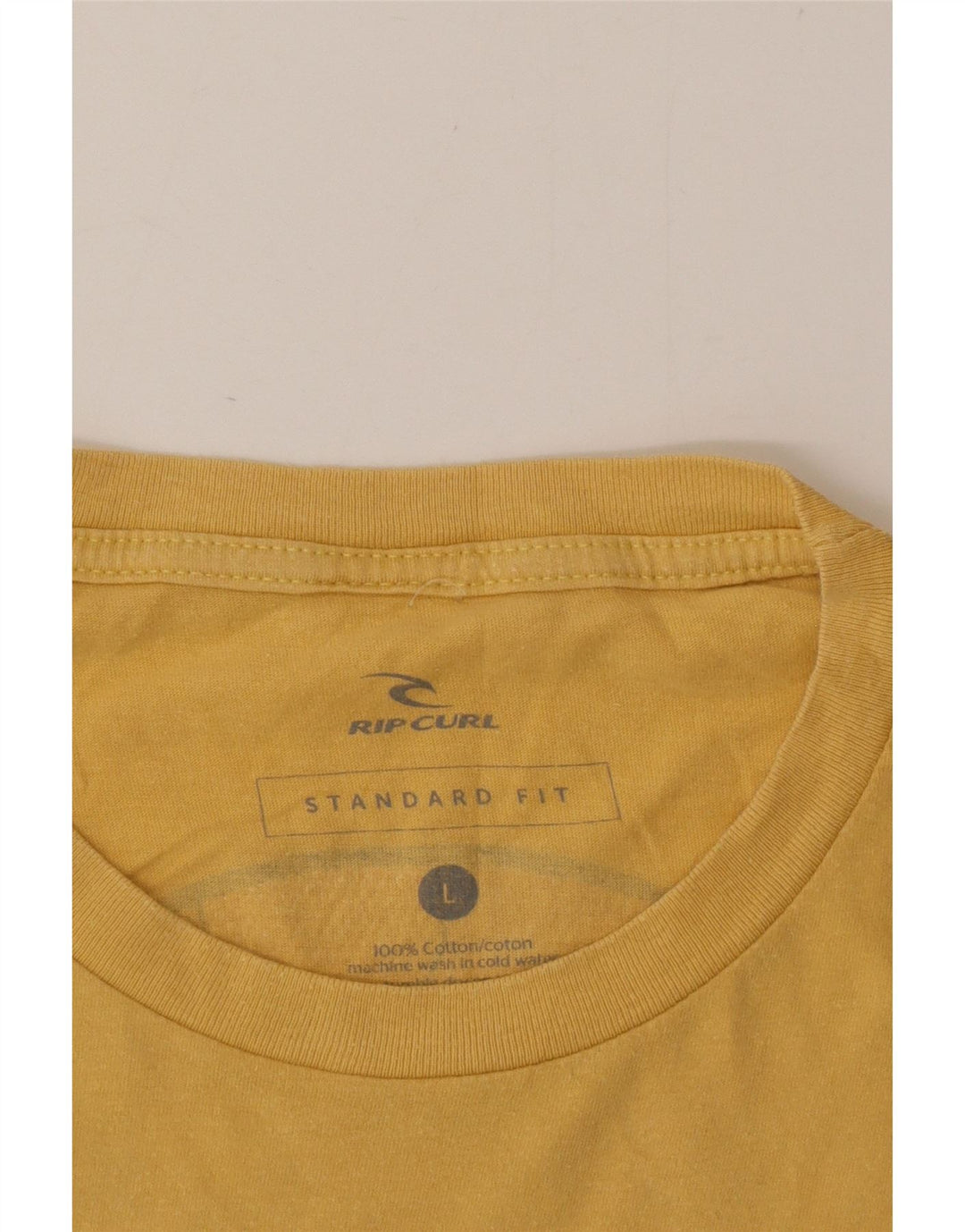 Camiseta masculina Rip Curl com ajuste padrão e estampa gráfica grande de algodão amarelo