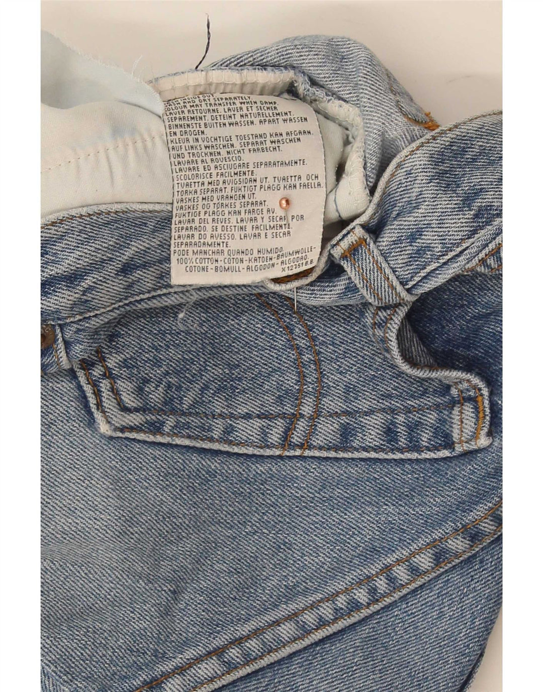 Shorts jeans feminino Levi's desgastado W28 algodão azul médio