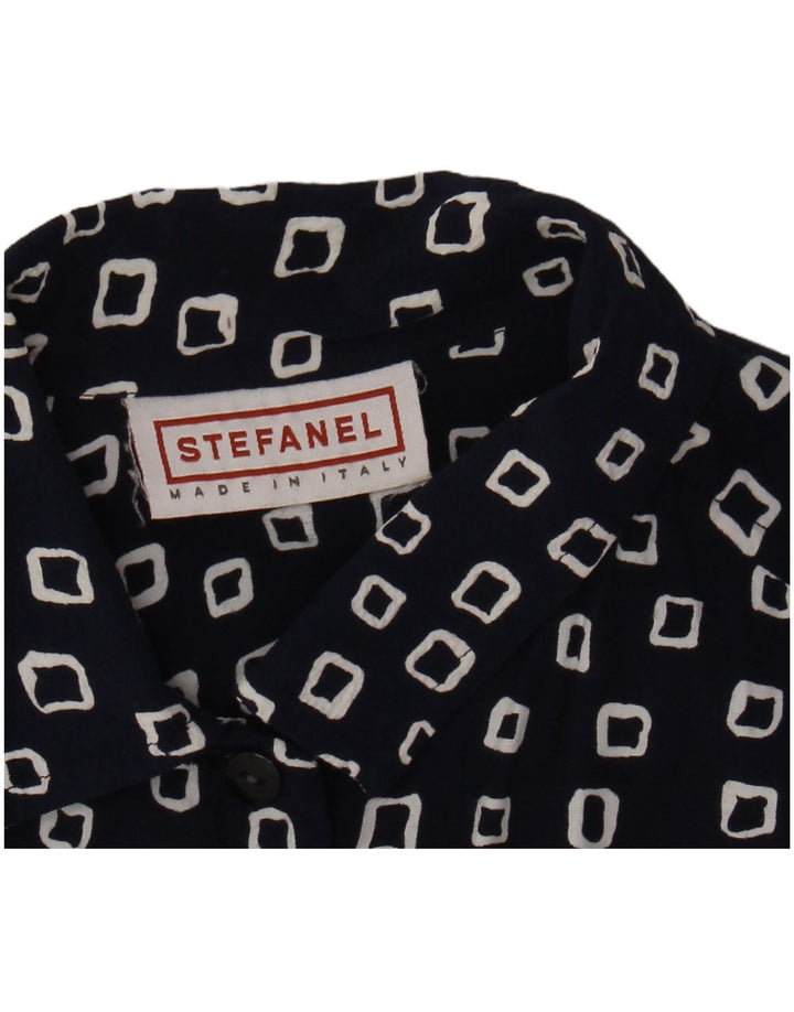 Camisa feminina STEFANEL UK 16 grande azul marinho geométrica