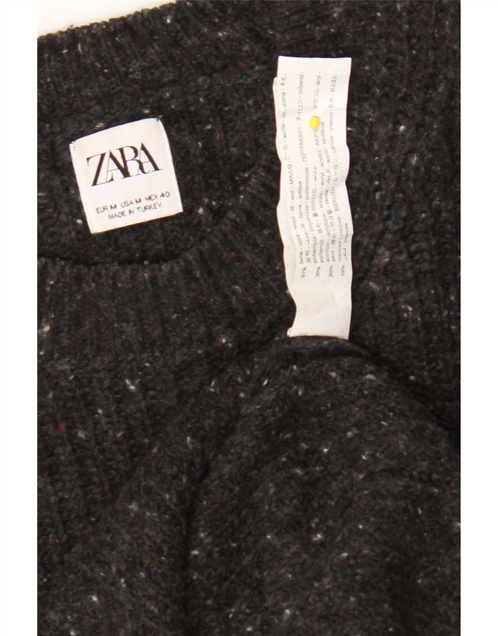 Suéter masculino Zara com gola redonda e lã manchada cinza médio