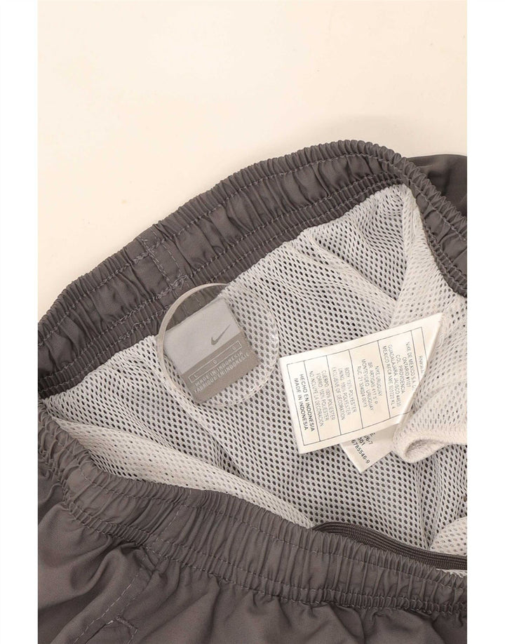 Shorts esportivos masculinos Nike grande poliéster cinza