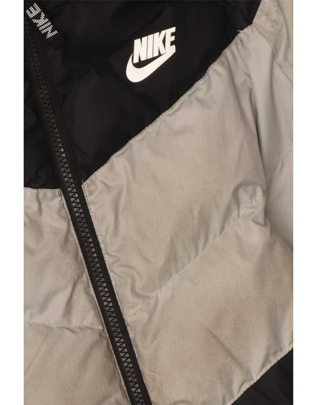 Jaqueta acolchoada com capuz Nike Boys 12-13 anos grande bloco colorido preto