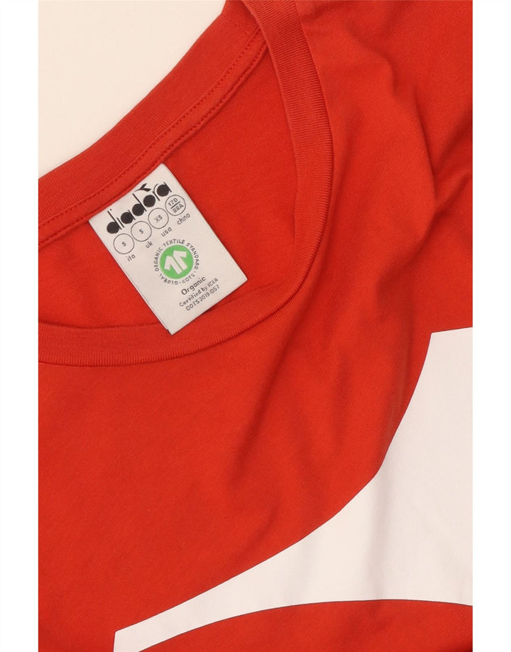 Camiseta gráfica masculina Diadora Top pequeno vermelho