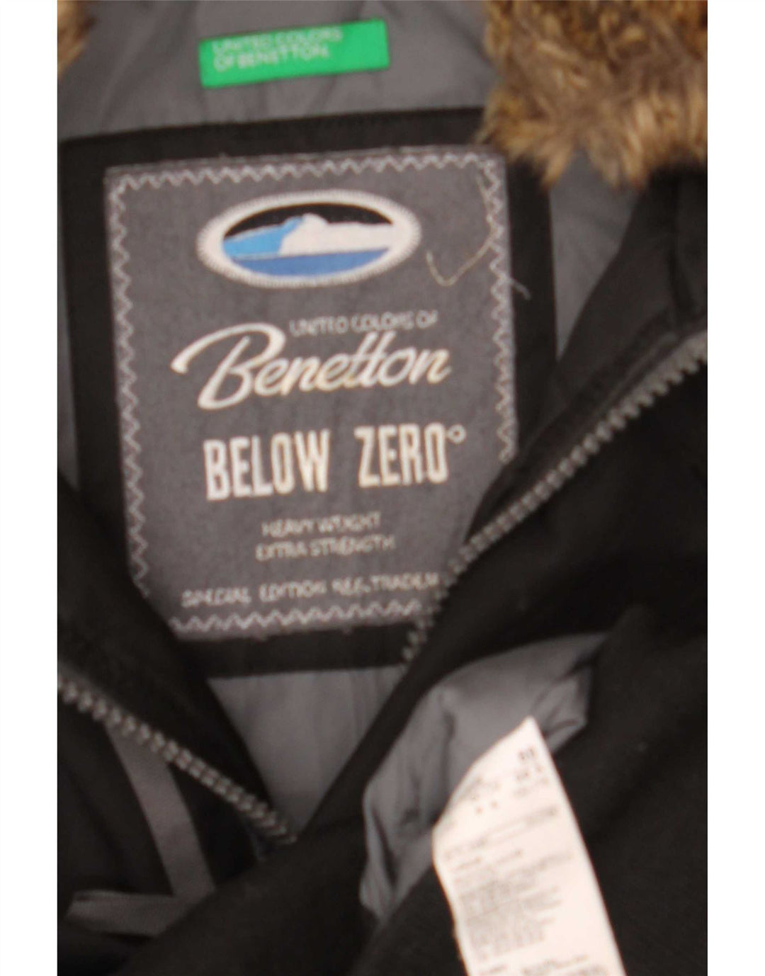 Jaqueta masculina acolchoada com capuz Benetton IT 50 grande preta