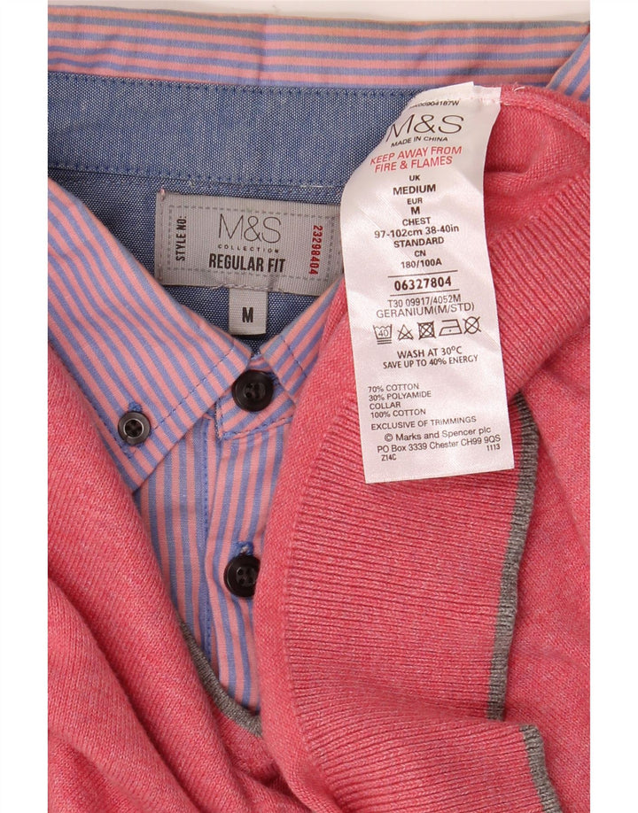 Suéter masculino Marks & Spencer com ajuste regular e decote em V de algodão rosa médio
