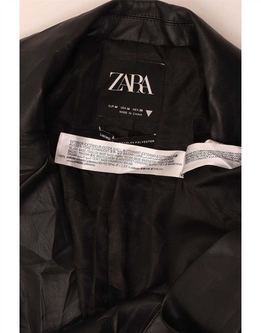 Jaqueta blazer feminina Zara com 2 botões de couro sintético Reino Unido 14 médio preto clássico