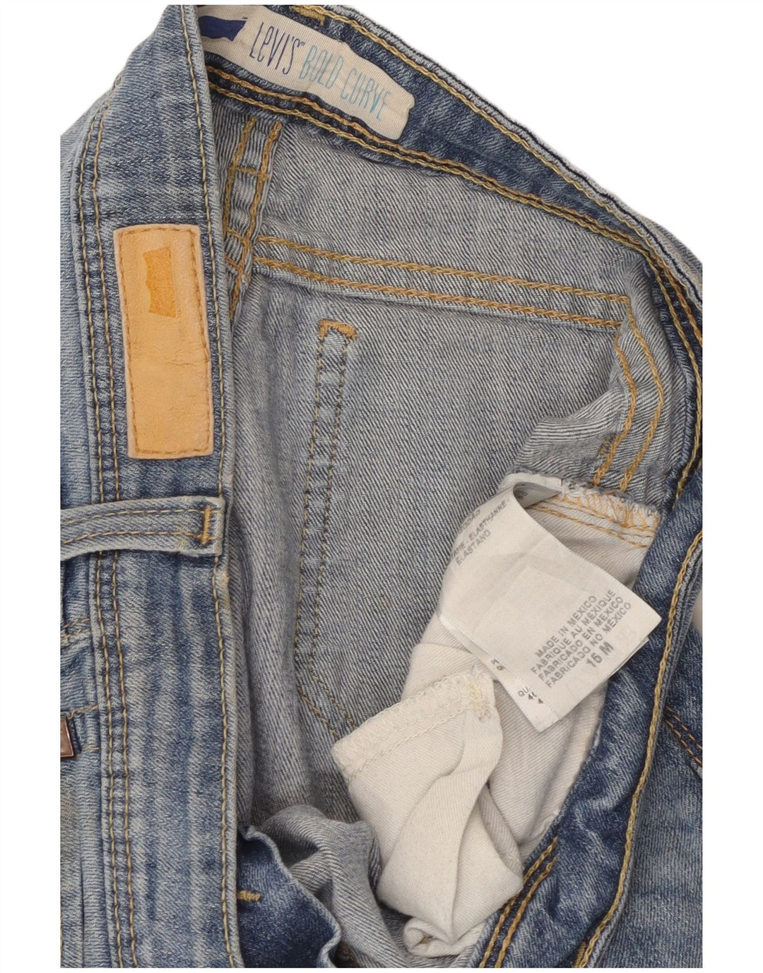 Jeans femininos Levi's Bold Curve recortados W32 L24 algodão azul