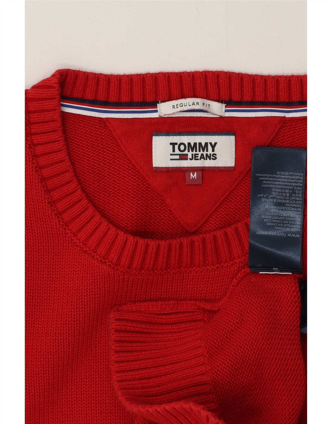 Suéter masculino TOMMY HILFIGER com ajuste regular e gola redonda, algodão vermelho médio