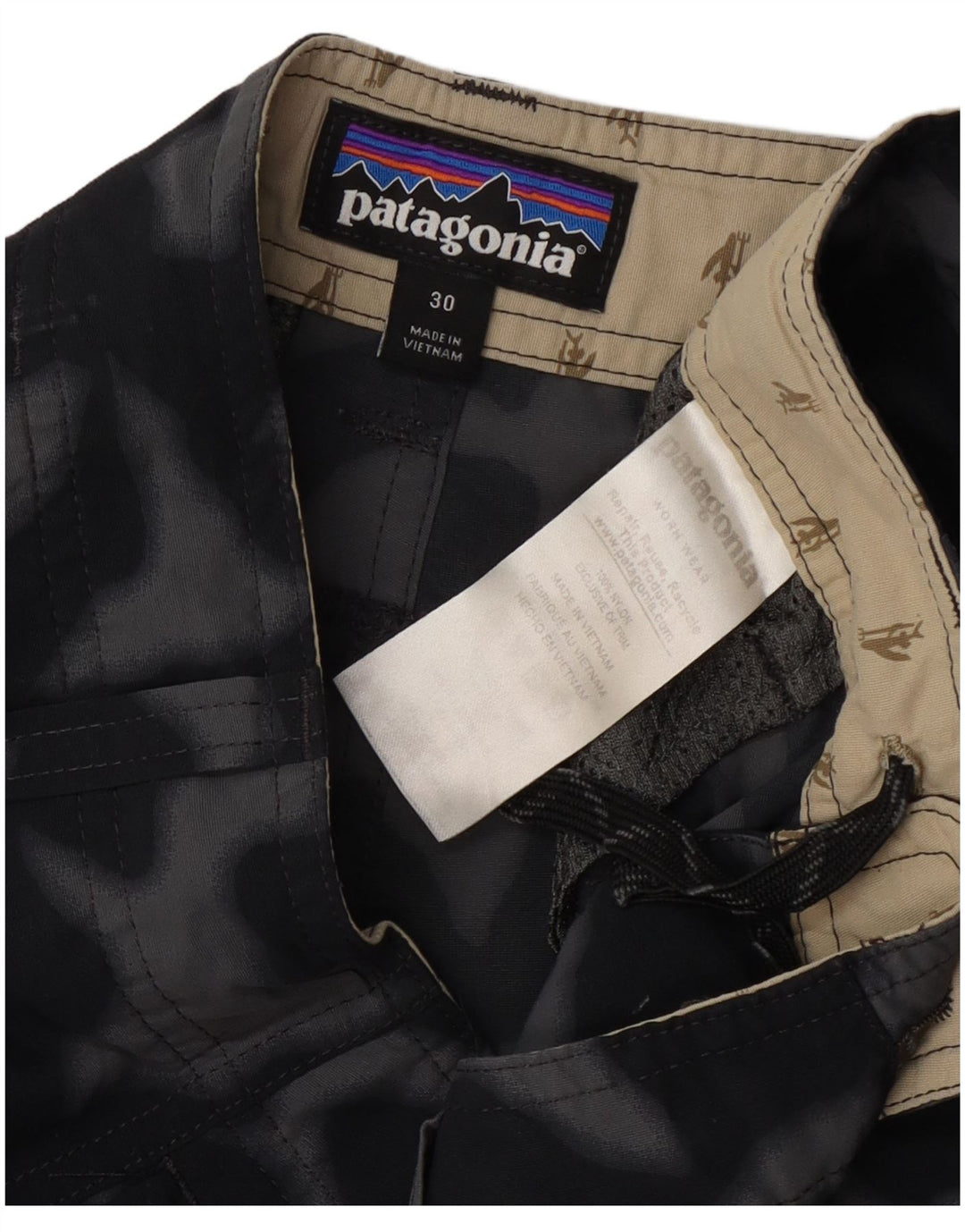 Shorts cargo masculino Patagonia W30 médio preto camuflado nylon