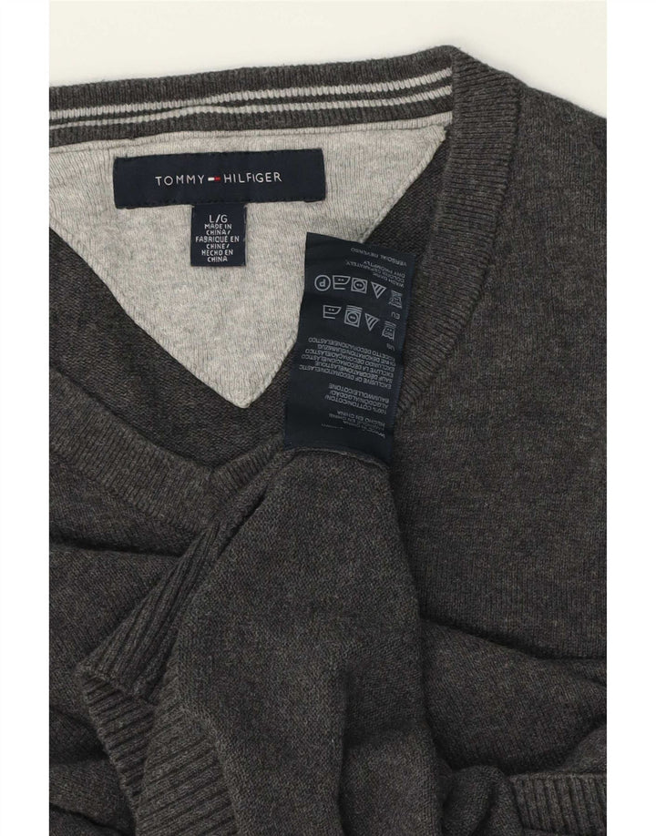 Suéter masculino Tommy Hilfiger com decote em V grande algodão cinza