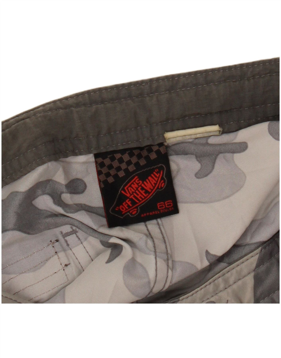 Shorts feminino casual VANS W27 pequeno cinza camuflado