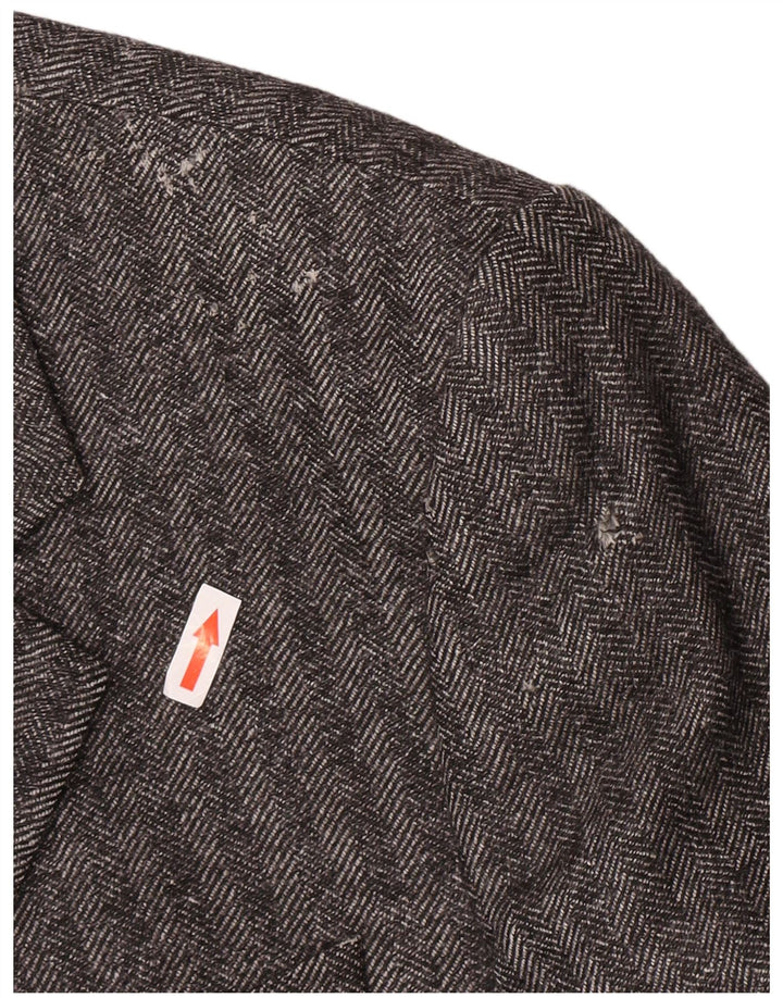 Jaqueta Blazer Masculina Armani Collezioni com 3 Botões IT 52 XL Cinza Espinha de Peixe