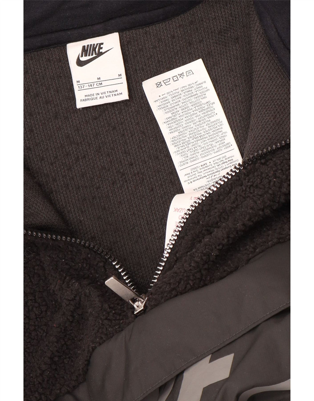 Suéter Nike Boys Graphic Zip Neck Fleece 10-11 anos Médio Preto Poliéster