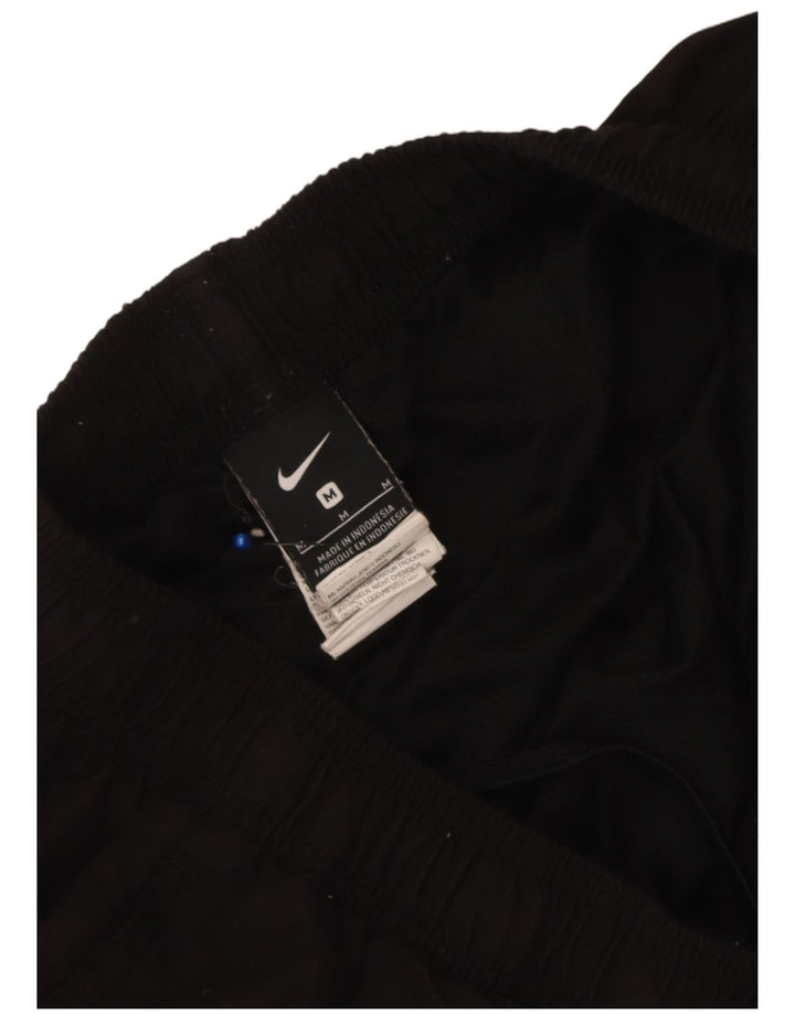 Shorts esportivos masculinos Nike médio preto poliéster