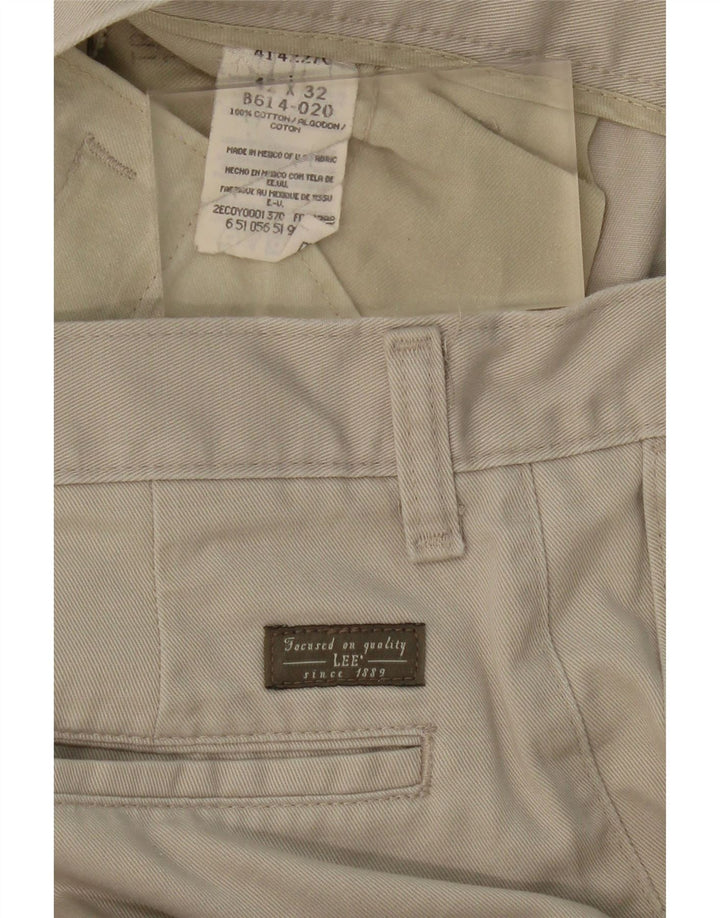 LEE Mens Straight Chino Trousers W42 L32 Beige Cotton Vintage Lee and Second-Hand Lee from Messina Hembry 